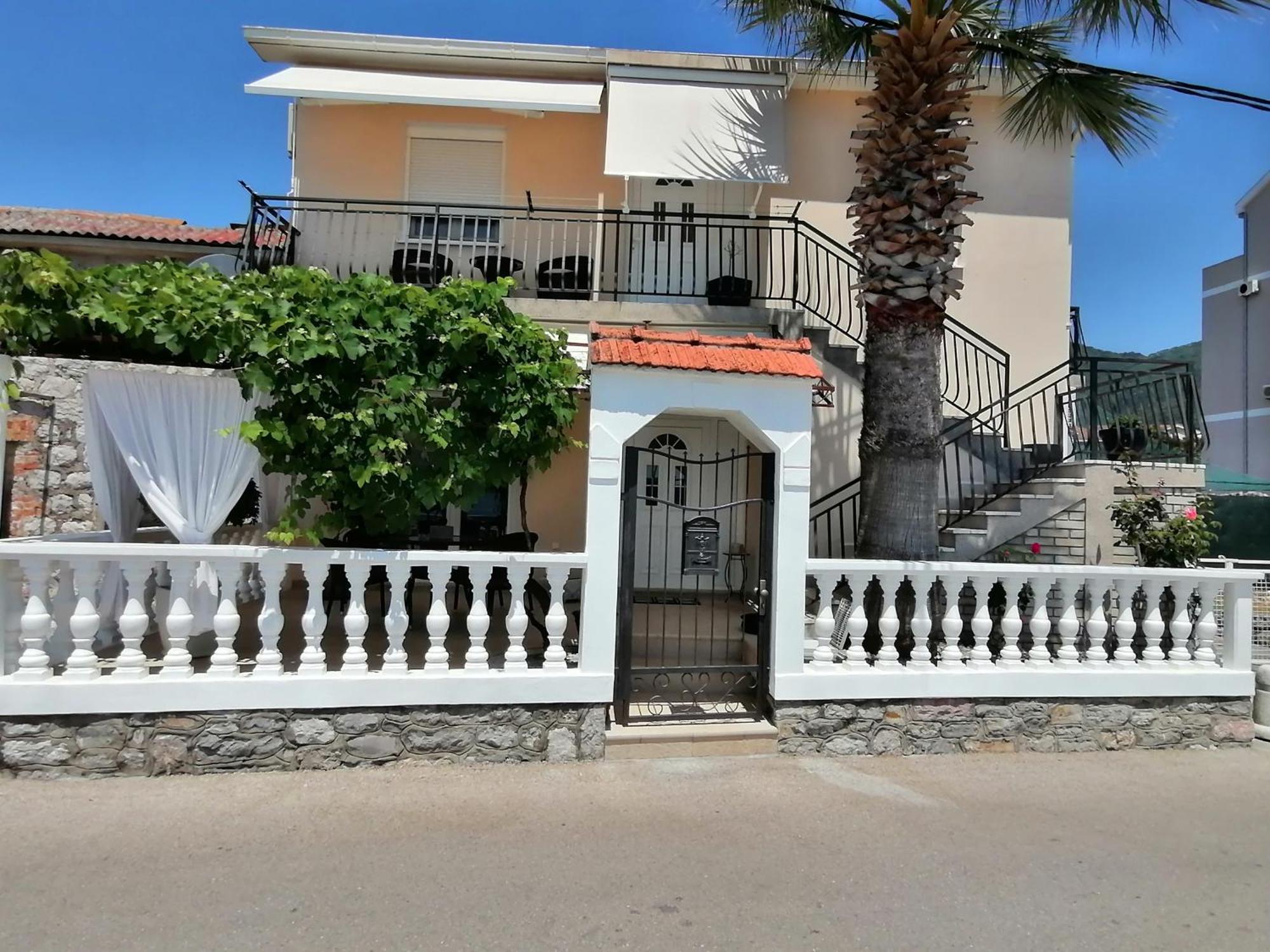 Apartment Casa Sul Mare Τίβατ Εξωτερικό φωτογραφία